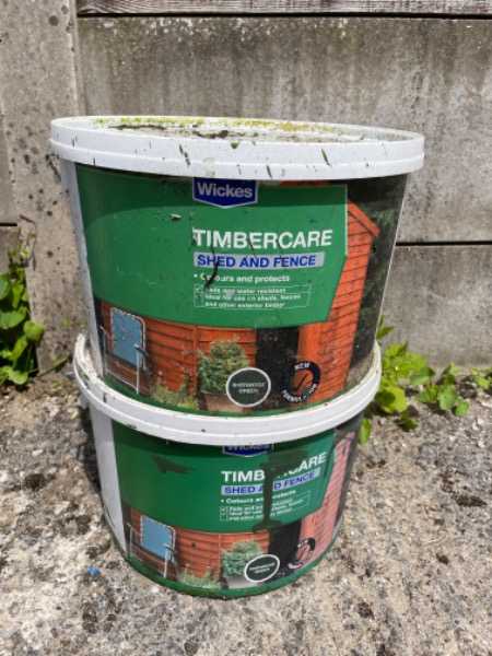 Freecycle: Garden Shed and Fence Paint (Green)