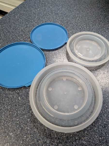 Thumbnail for Microwave cookware
