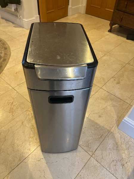 Thumbnail for Simple human kitchen bin with faulty pop up lid bag size M