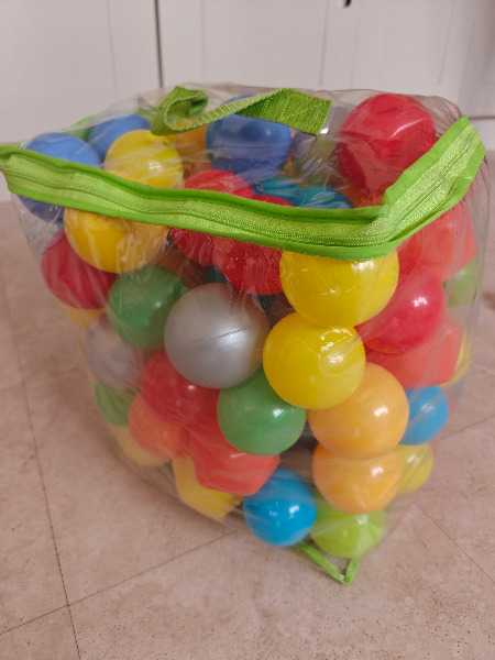 Thumbnail for Balls for ball pit