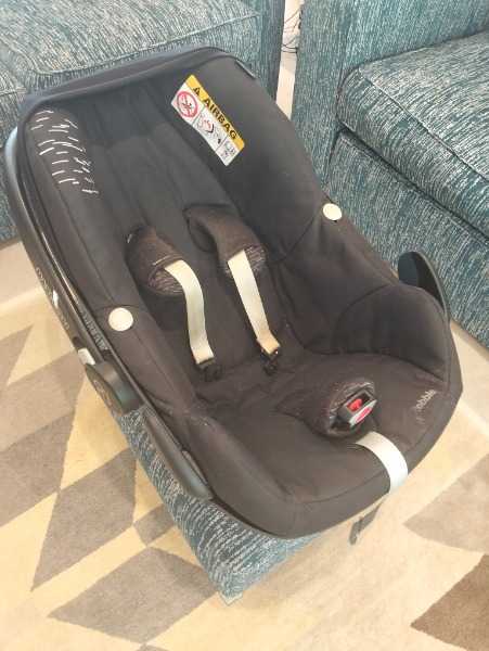 Thumbnail for Maxi Cosi Pebble child car seat with 360 ISO base