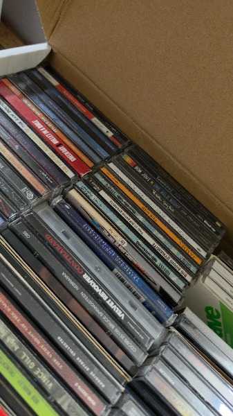 Thumbnail for 100s of cds