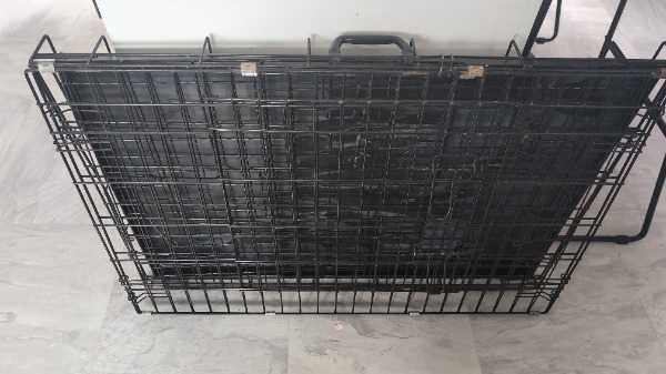 Thumbnail for Medium size dog cage