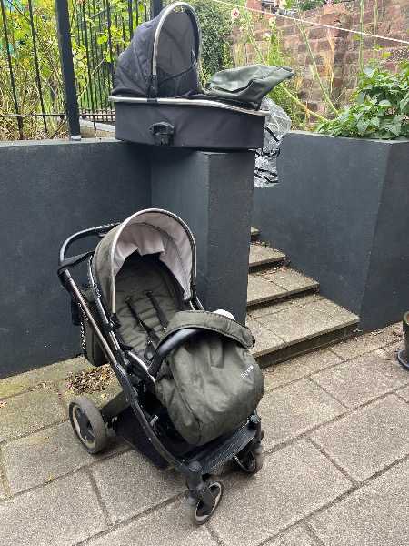 Thumbnail for Oyster 2 pushchair/pram