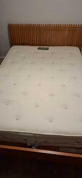Double bed frame
