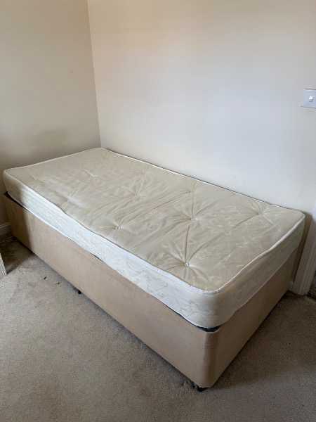 Single bed with pull out single