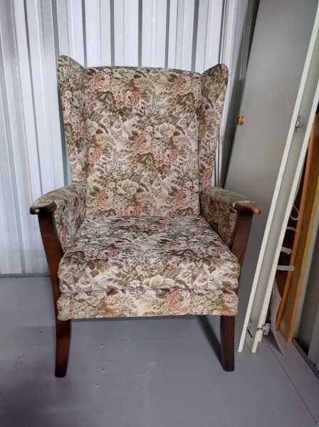 Winged fireside chair