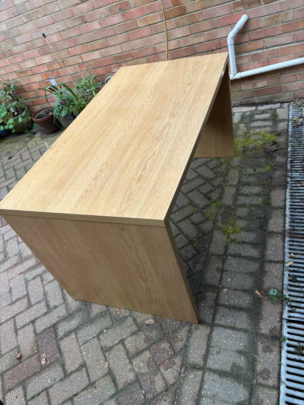 Free to collect Wooden (laminate) desk