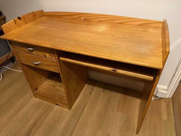 Pine desk (upcycling project?)