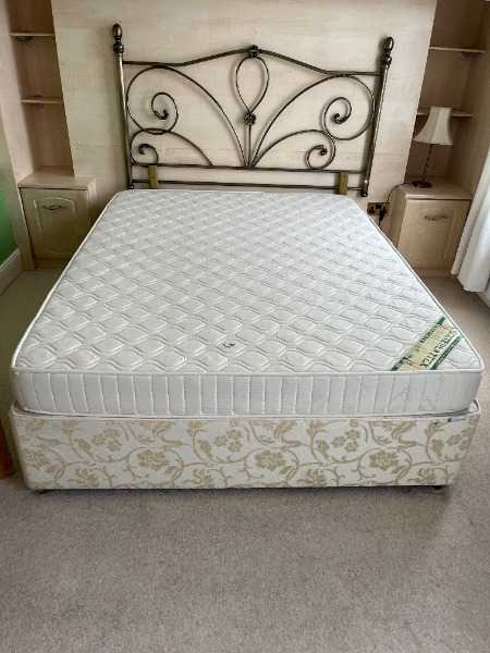 4 Drawer King size bed and mattress