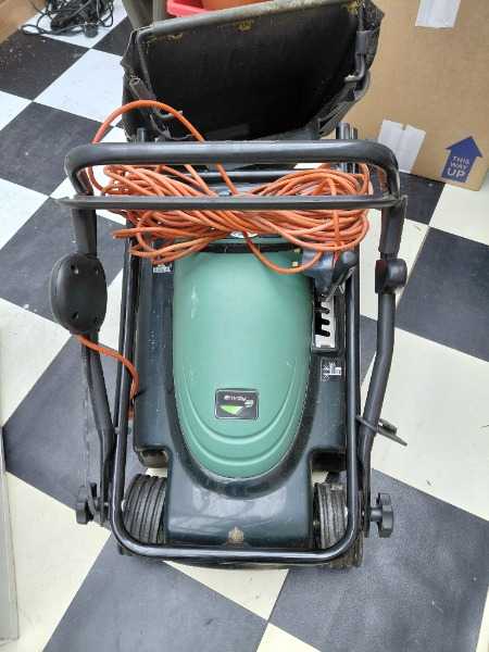 Lawnmower