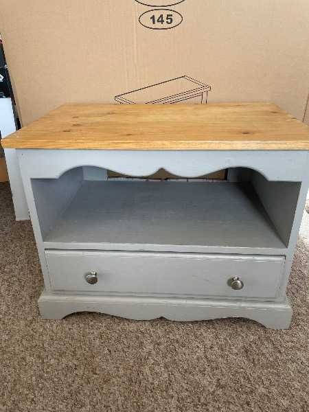 Tv cabinet