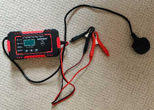 Freecycle: Car battery charger