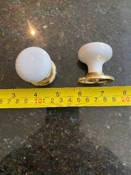 Cupboard knobs