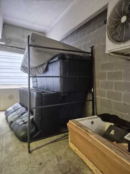 Full/Queen Bedframe