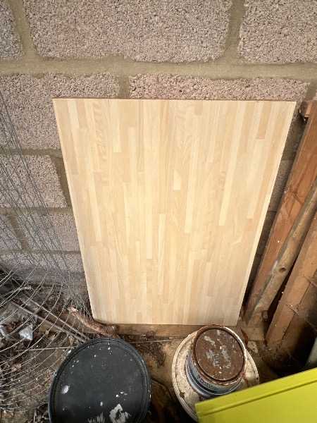 Wall cupboards