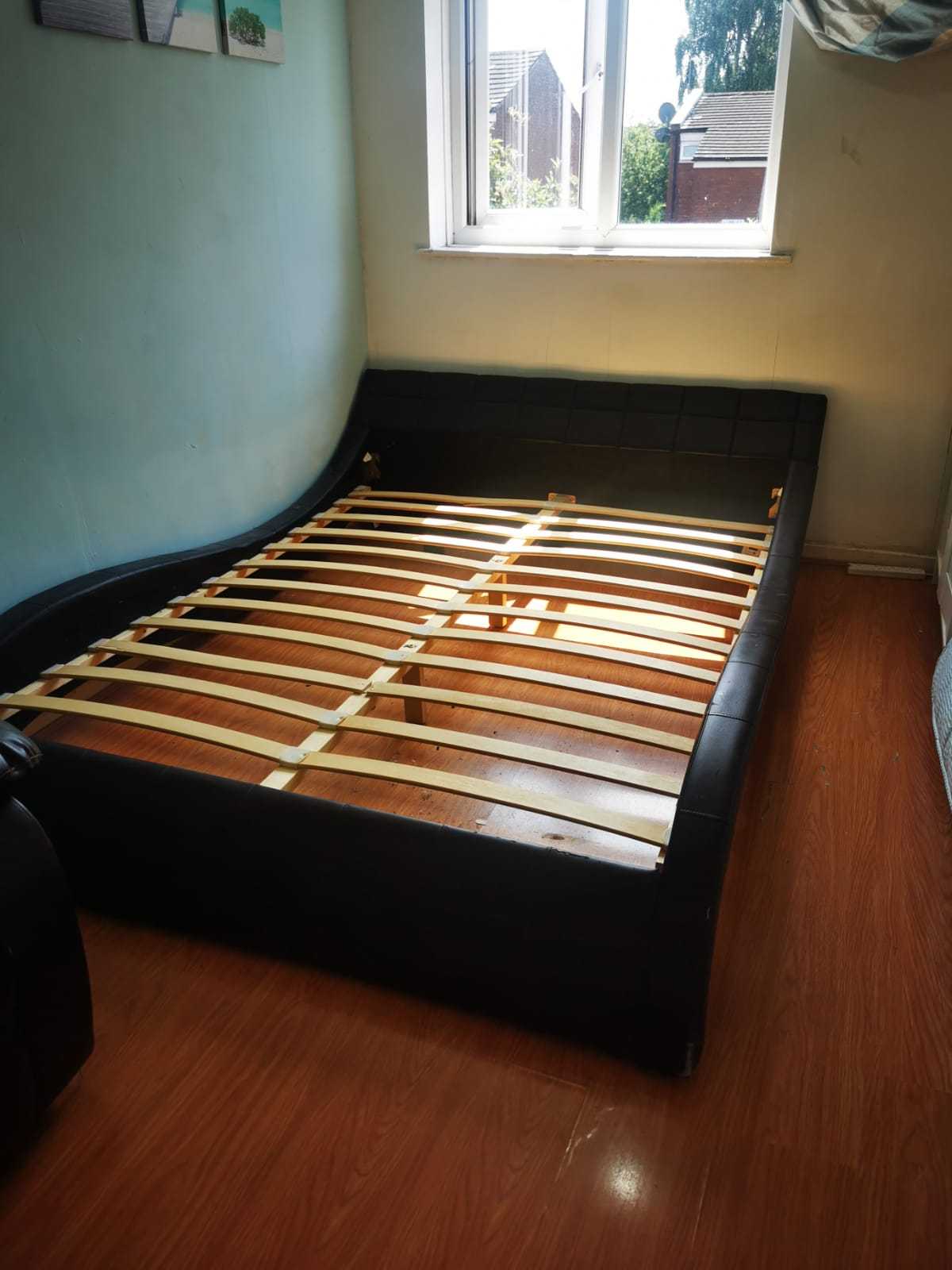 King size sleigh bedand mattress
