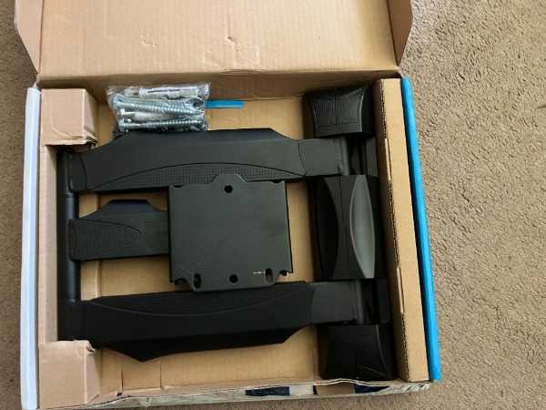 TV wall mount