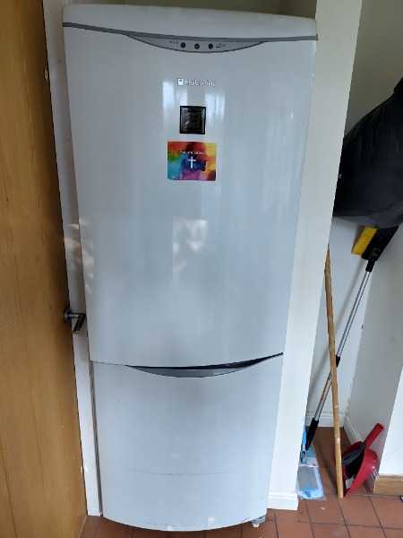 Fridge freezer
