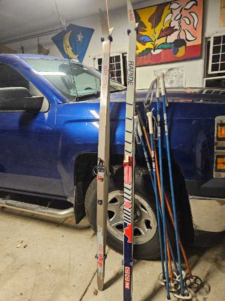 Cross Country Skis