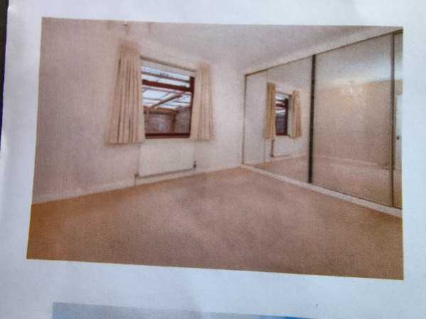 Sliding door kit for wardrobe