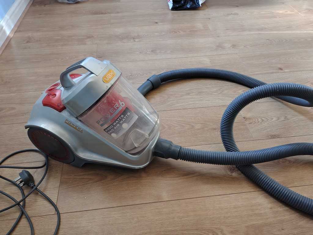 Vax Power 6 Bagless Cylinder Vacuum Cleaner 2000W C89-P6-B Silver & Red