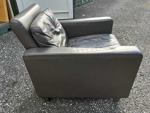 Habitat leather chair