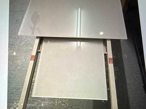 Grey Gloss Extendable Rectangular Glass Top Dining Table 160x90x73cm