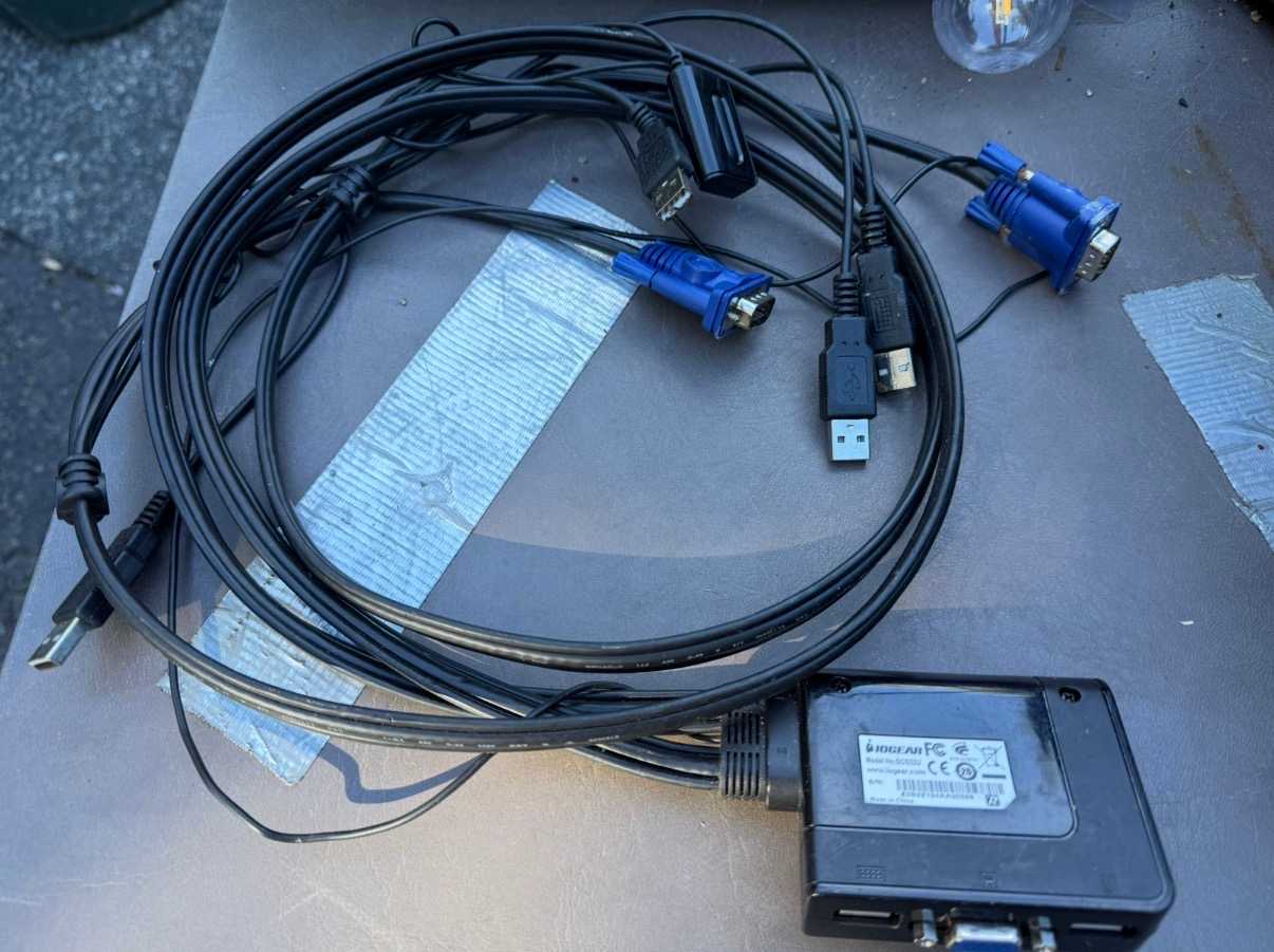 Freecycle: VGA/USB Switch