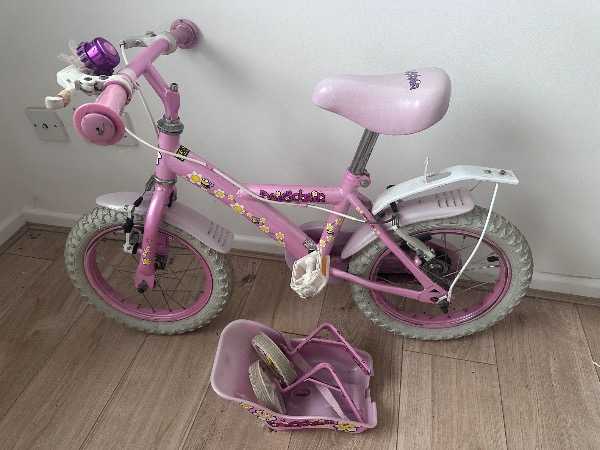 Girls bike