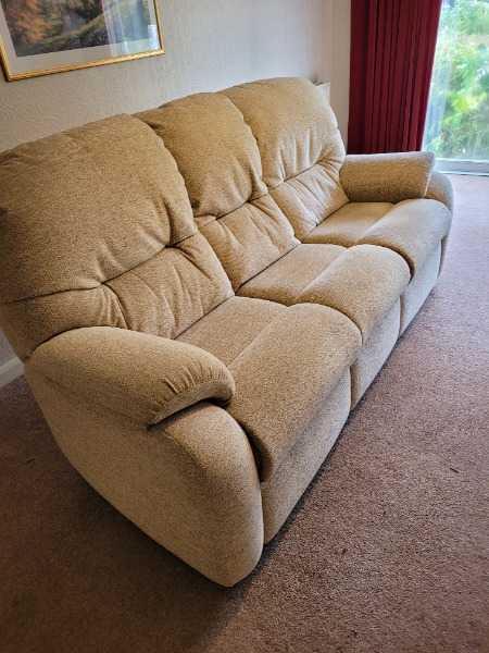 G Plan SOFA FREE