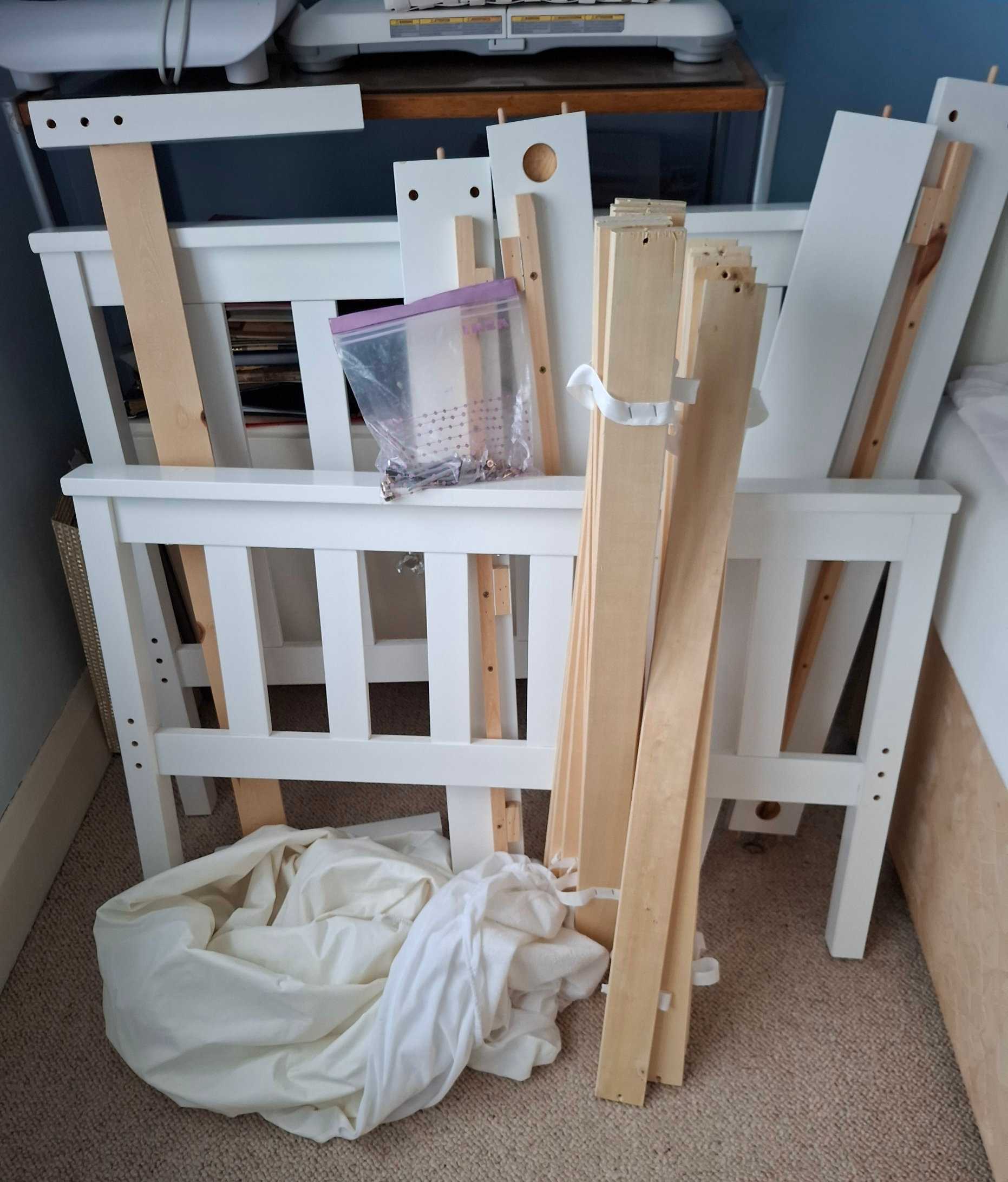 single/toddler bed
