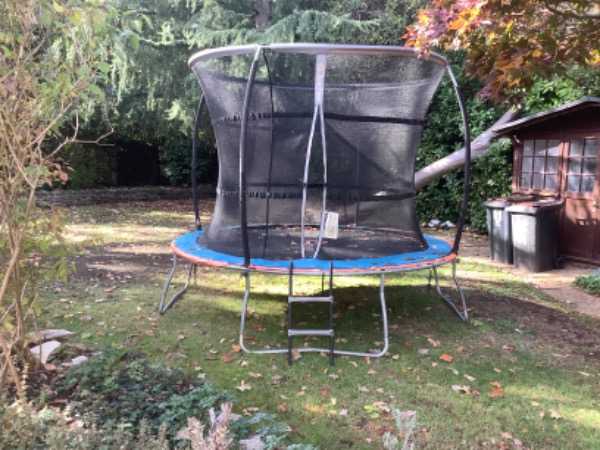 Trampoline