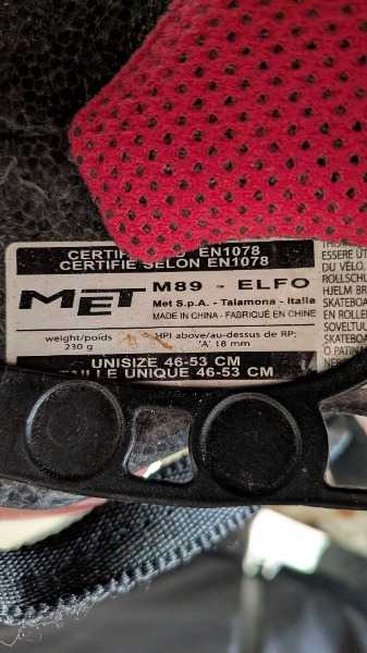 MET child's bike helmet 46-53cm