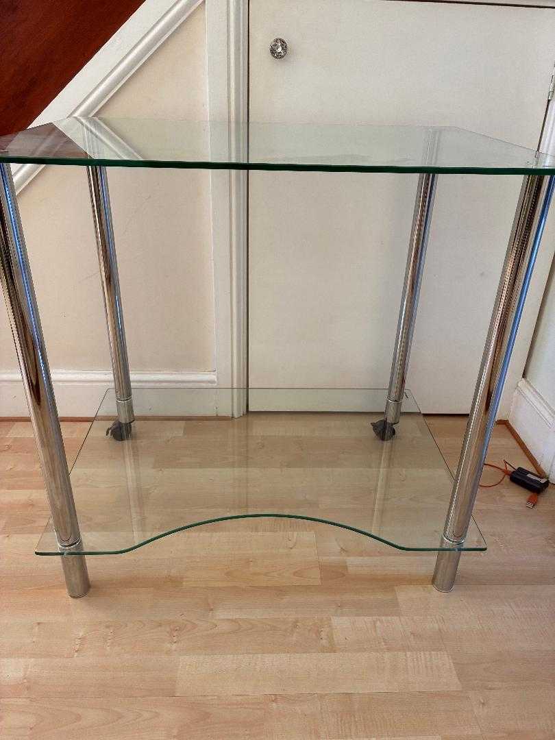 Glass trolley with wheels/ table