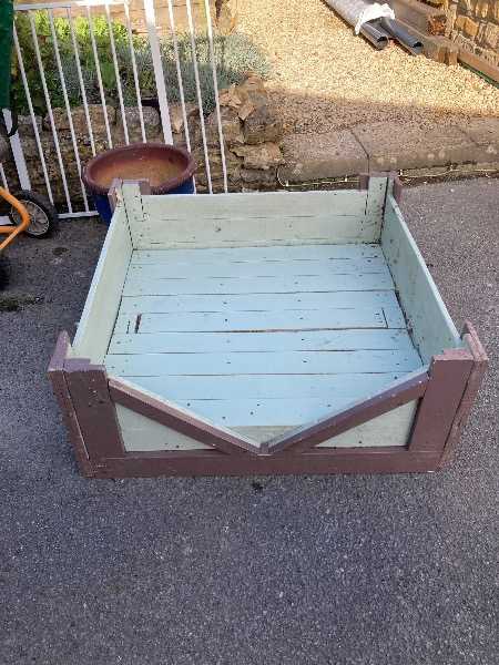 Dog bed