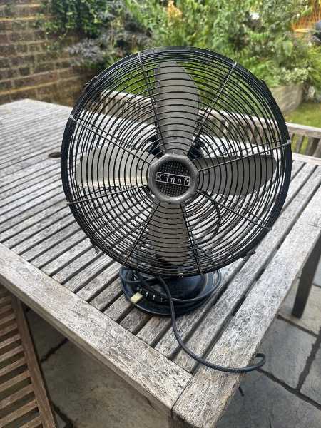 Bust Desk Fan -But a nice vintage one