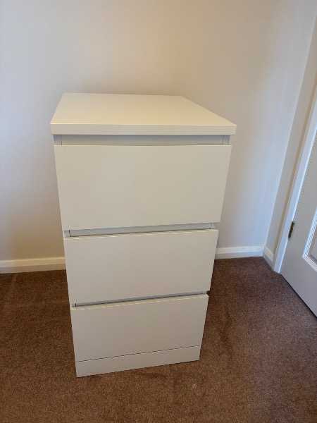 Small chest of drawers