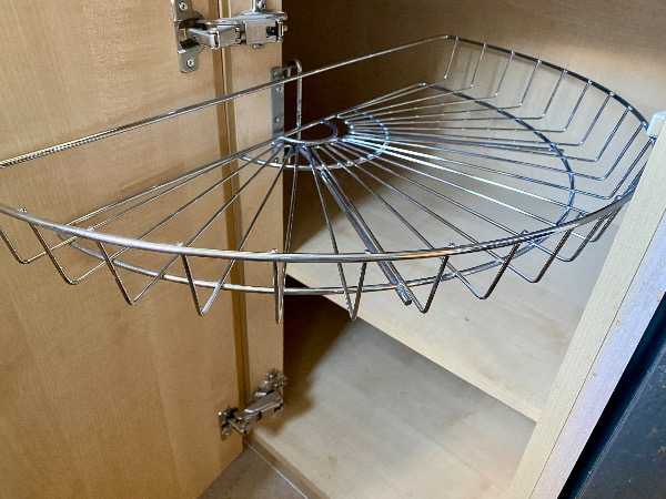 CORNER CUPBOARD Space maximising rotating basket kitchen cabinet