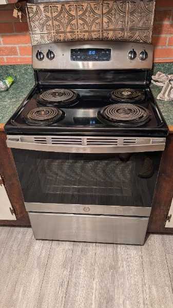 GE stove/range/oven