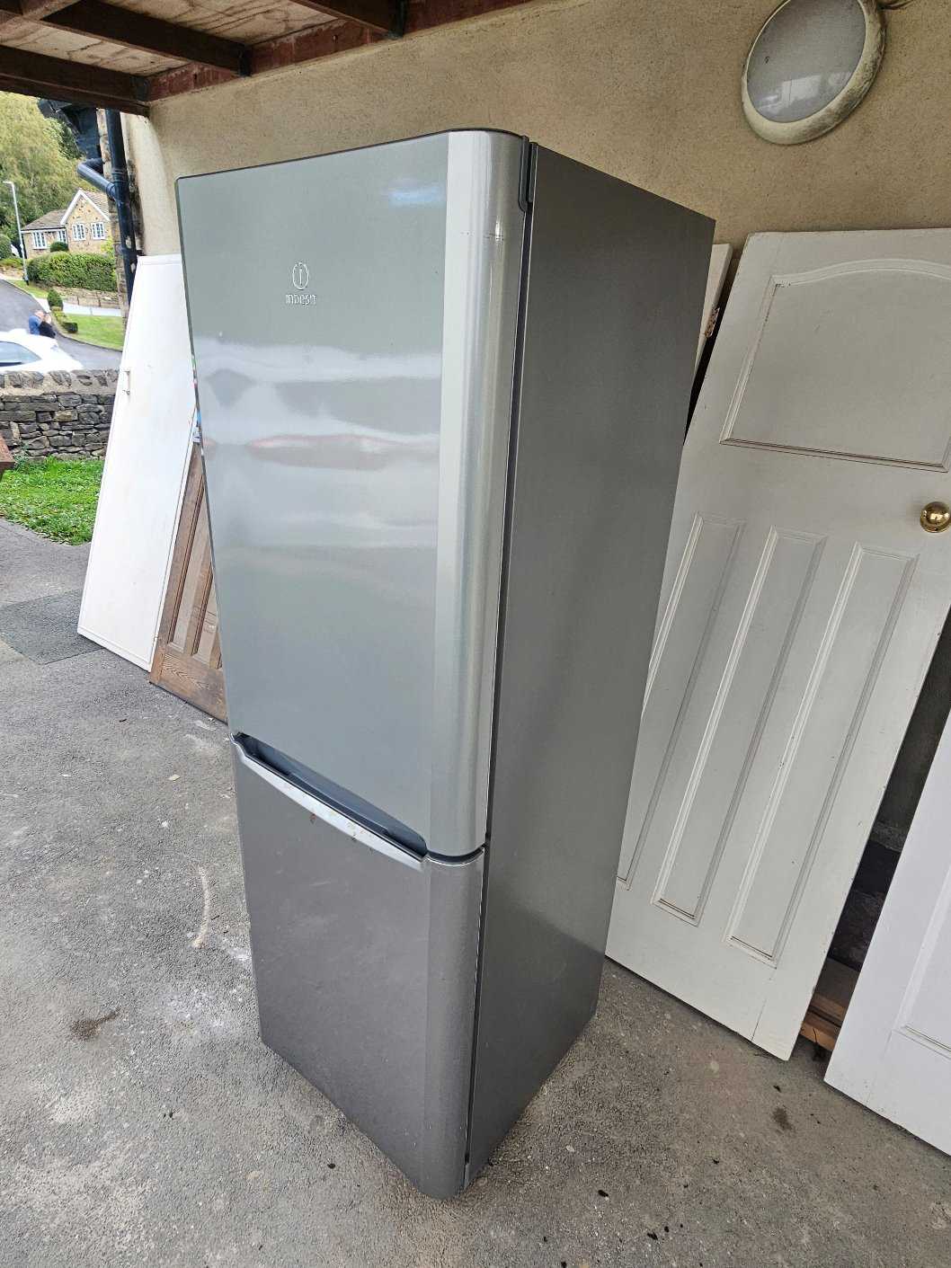 Working fridge freezer