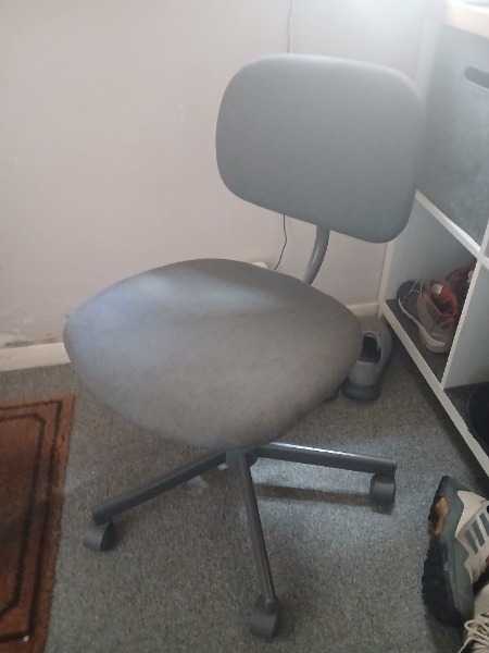 Childs Desk chair