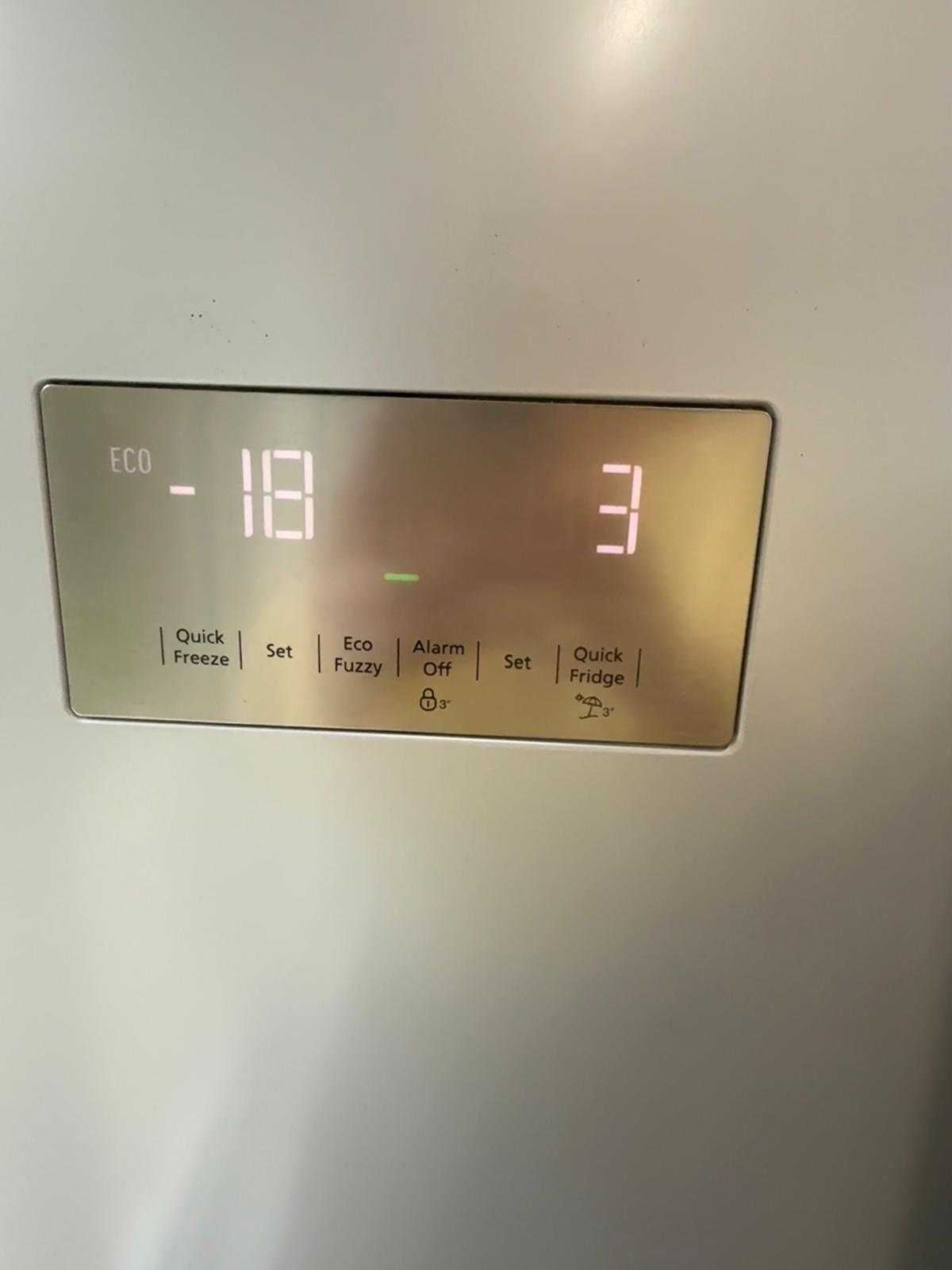 Freecycle: Free BEKO American Fridge Freezer
