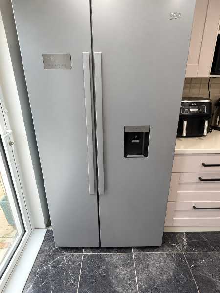 Freecycle: Free BEKO American Fridge Freezer