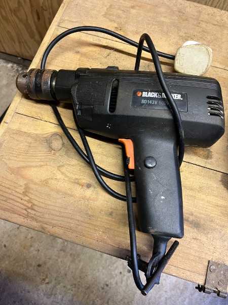 Black & Decker drill