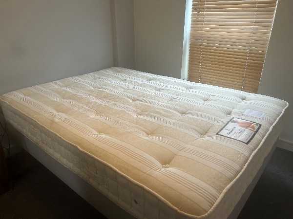 Double Mattress- Sleepeezee