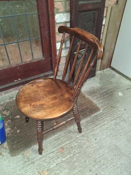 Spindle back chair