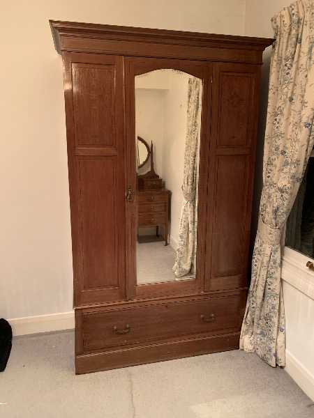 Wardrobe and chest of drawers
