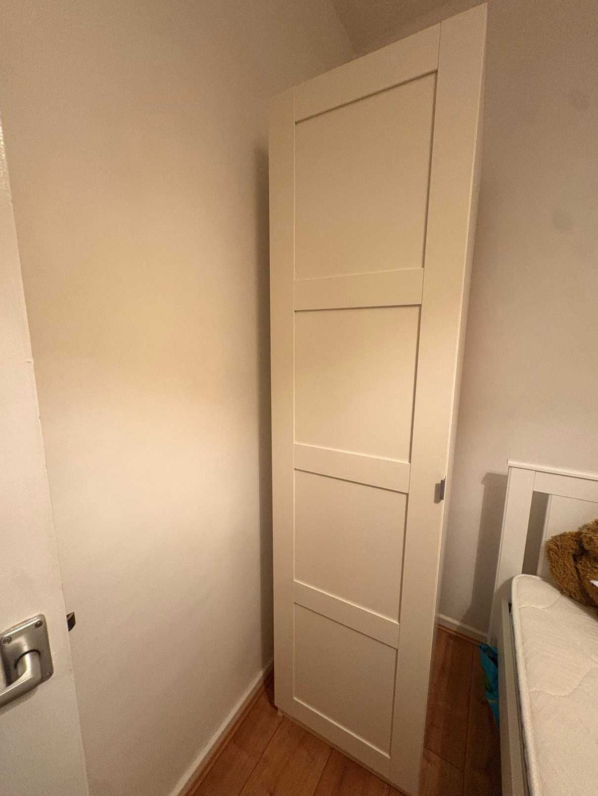 Single door wardrobe