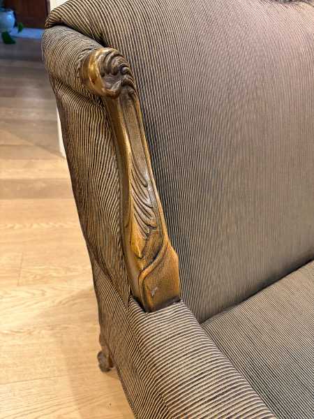 Vintage looking settee
